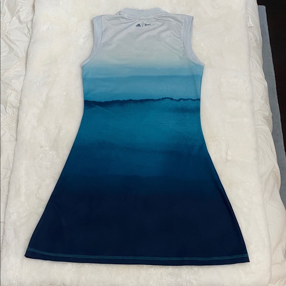 Adidas Coverup/Dress Gradient Blue Sleeveless. Size S - Picture 7 of 12